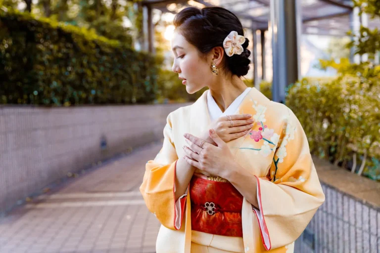 11 Must-Have Japanese Accessories